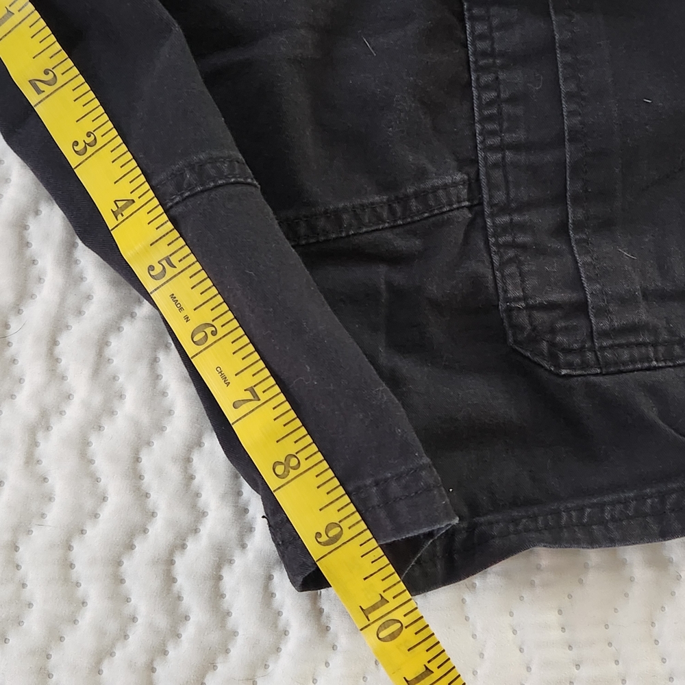 Wrangler Relaxed Fit Cargo Shorts Size 38 - Picture 4 of 11